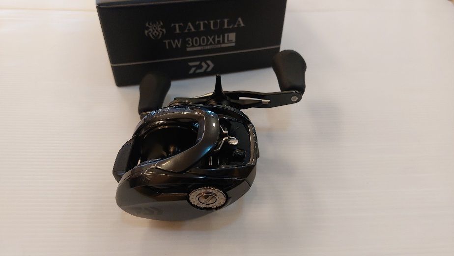 Daiwa Baitcasting Reel 21 TATULA TW 400HL Left handle NEW IN BOX