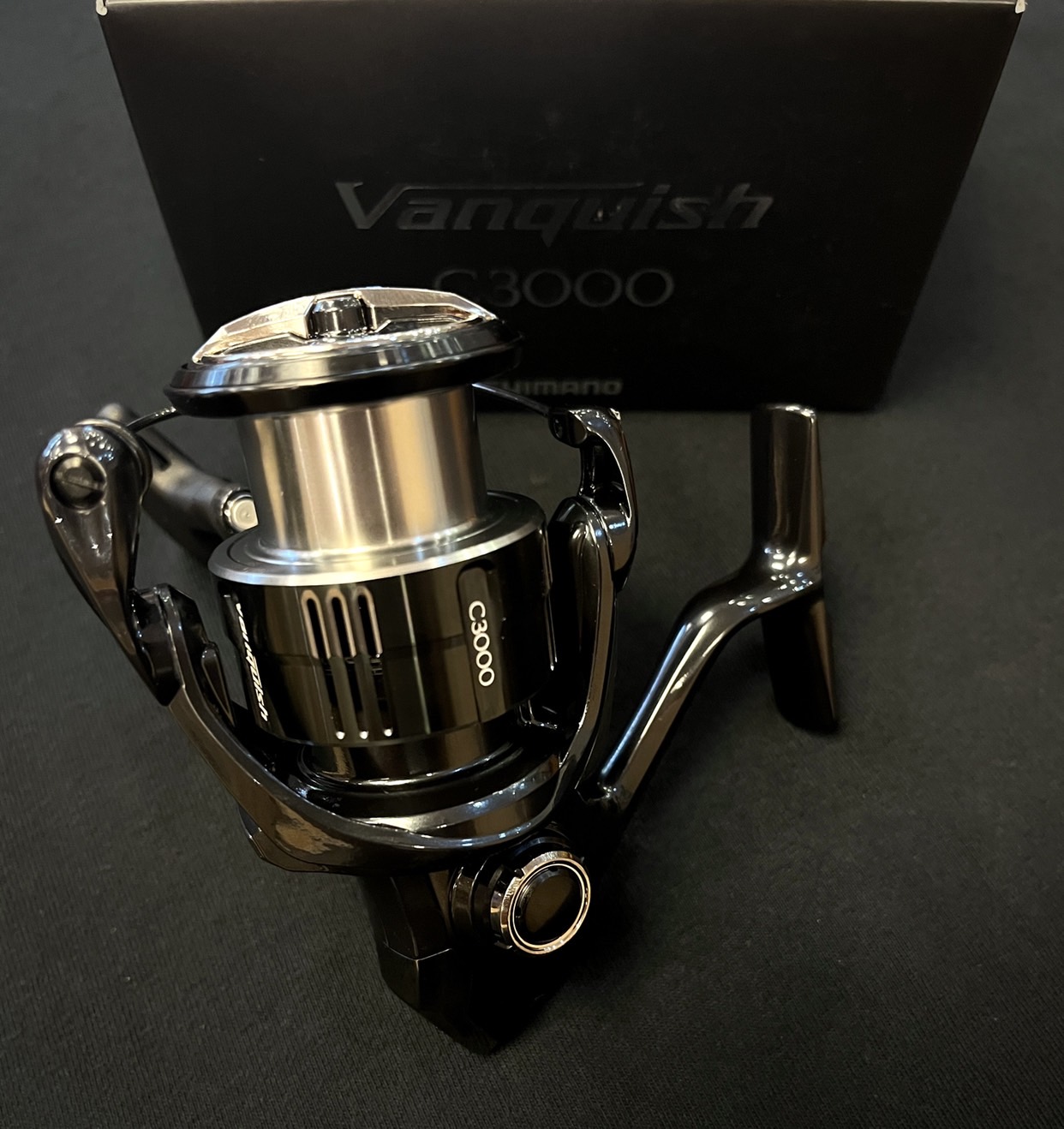 NEW REEL SHIMANO 19 VANQUISH C3000