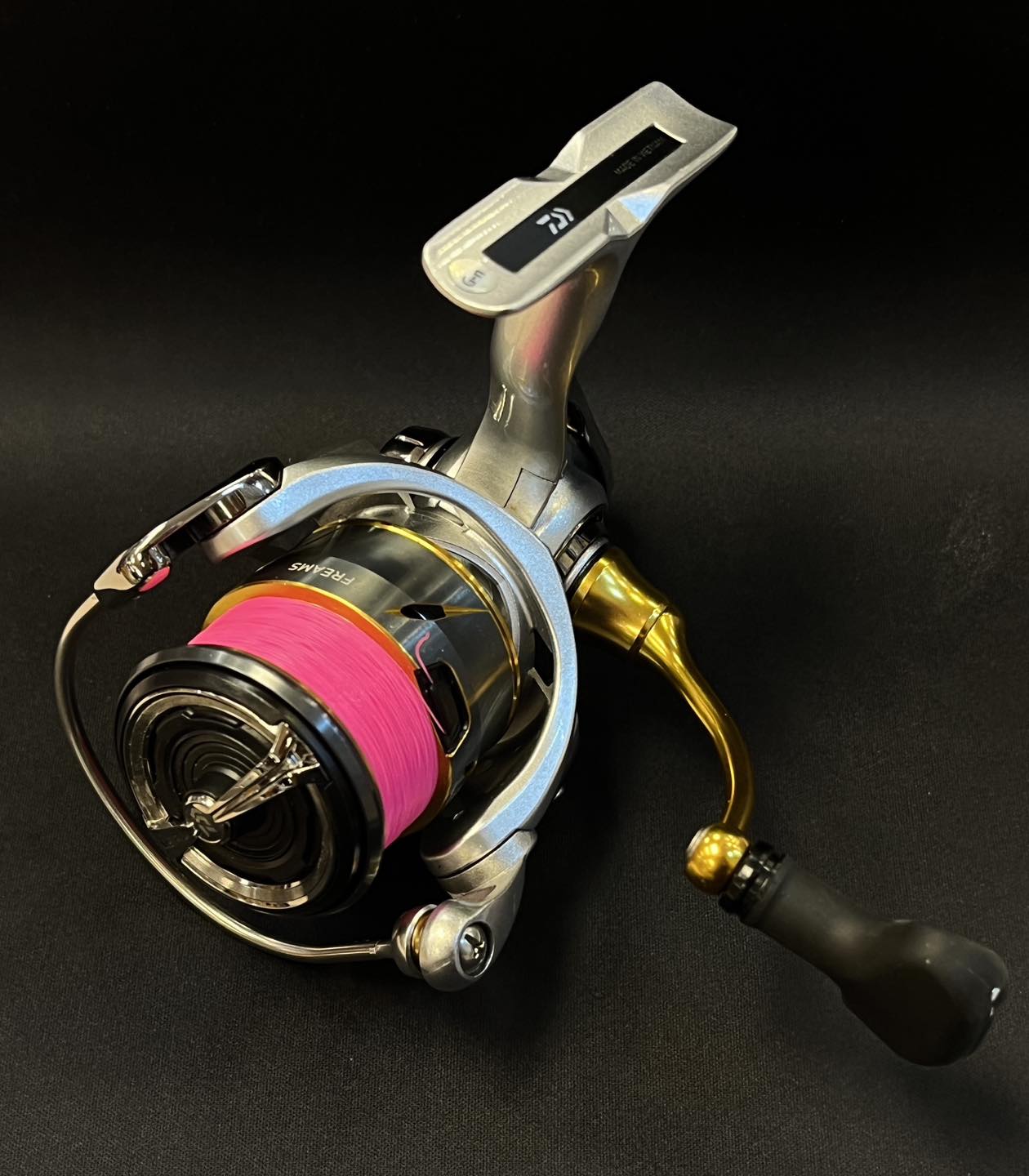 USED REEL DAIWA 21 FREAMS LT2500-XH