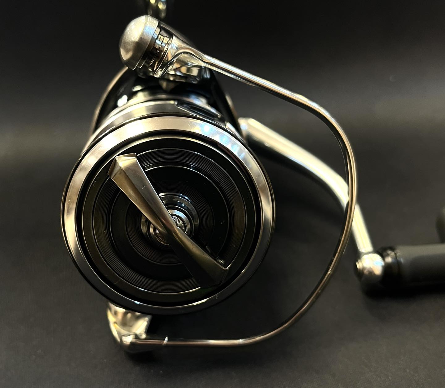 NEW REEL DAIWA 22 EXIST LT4000-XH, Reel