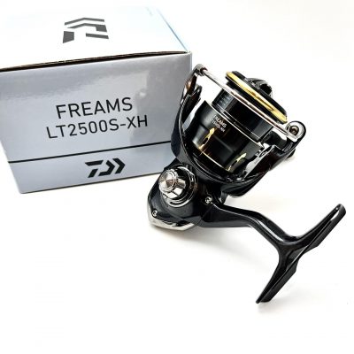 NEW REEL DAIWA 26 FREAMS LT2500S-XH