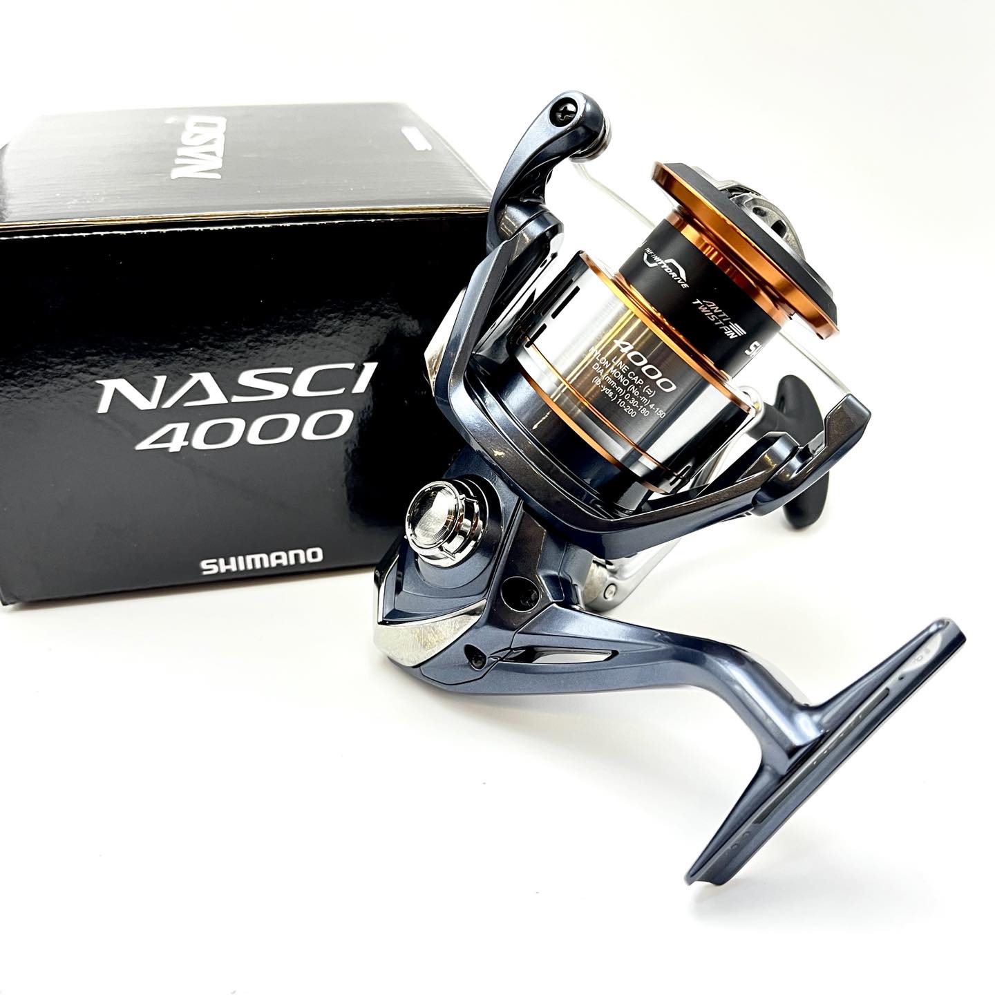 NEW REEL SHIMANO 26 NASCI 4000
