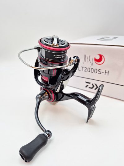 NEW REEL DAIWA 23 GEKKABIJIN LT2000S-H